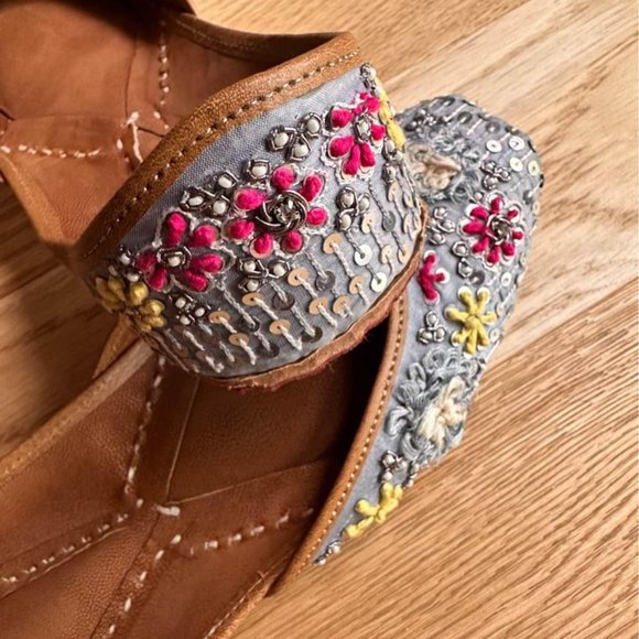 Jutti Mojari Indian Embellished Ballet Flats Handmade Leather Size 9 (40) - Picture 4 of 5